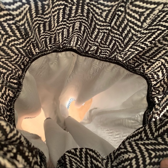 M Boutique Romper Black/White - Small - Picture 8 of 8